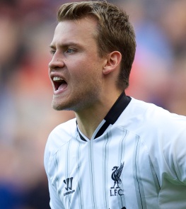 国际友谊赛半场：权赫圭头球造险，韩国0-0加纳（国际热身赛半场：权赫圭头球制造威胁，韩国与加纳0-0暂平）