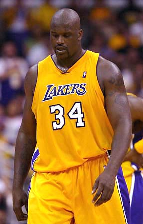 中超联赛总结：积分榜前三分析,（中超赛季回顾：积分榜三强解析）