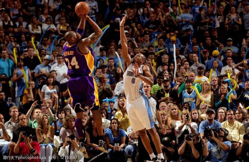 旺达向金-卡戴珊寻求离婚建议，后者：不要为了报复而做任何事（旺达向金·卡戴珊咨询离婚建议，金劝告：切勿出于报复采取任何行动）