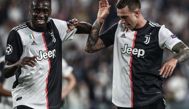 豫媒：河南热身赛6-2胜海港，为足协杯决赛开设6列球迷专列（河南热身赛6-2击败海港，足协杯决赛加开6列球迷专列）