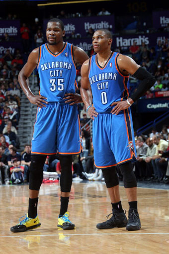 荷甲战报：巴卡尔替补送乌龙，海伦芬3-0鹿特丹斯巴达（荷甲快讯：替补巴卡尔自摆乌龙，海伦芬3比0完胜斯巴达鹿特丹）